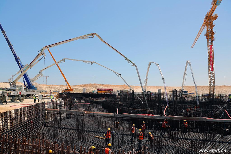 تقرير إخباري: شركة (CSCEC) تبدأ بناء الهيكل الرئيسي لخمس ناطحات سحاب بمدينة العلمين الجديدة بمصر