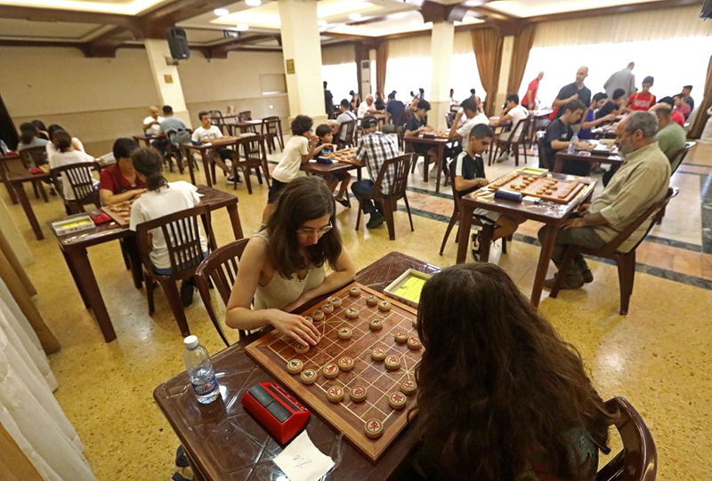 الصورة: مسابقة للشطرنج الصيني في لبنان