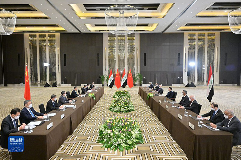 الرئيس الصيني شي جين بينغ: الصين تعتزم مواصلة دعم إعادة إعمار العراق