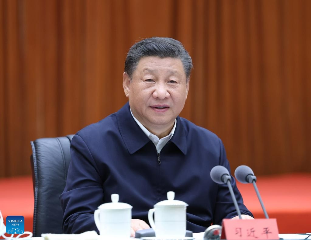 شي يحث منغوليا الداخلية على مواصلة التنمية الخضراء ودفع التحديث الصيني النمط