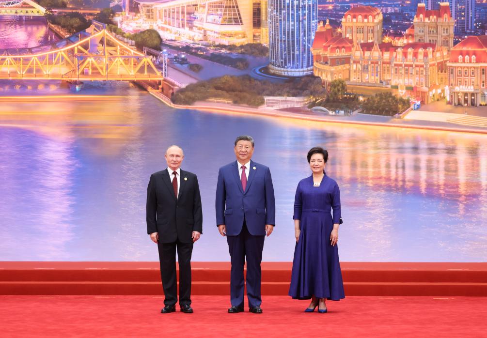 شي: منظمة شانغهاي للتعاون تتحمل مسؤوليات أكبر تجاه السلام والتنمية