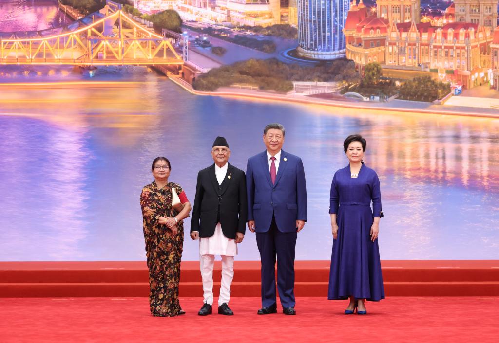 شي: منظمة شانغهاي للتعاون تتحمل مسؤوليات أكبر تجاه السلام والتنمية