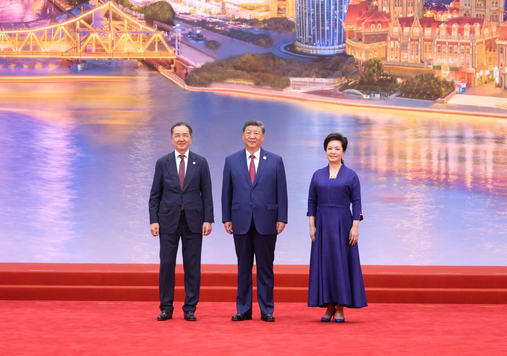 شي: منظمة شانغهاي للتعاون تتحمل مسؤوليات أكبر تجاه السلام والتنمية