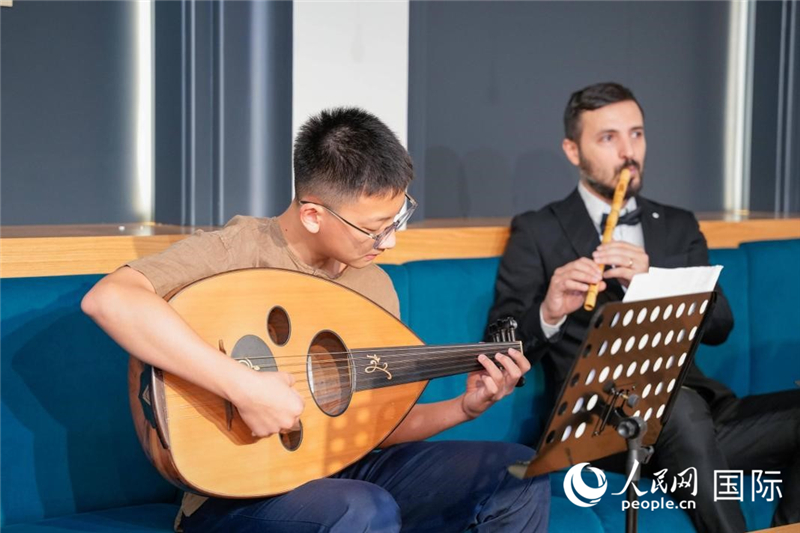 دبي تستضيف حفلاً موسيقياً صينياً عربياً مشتركاً