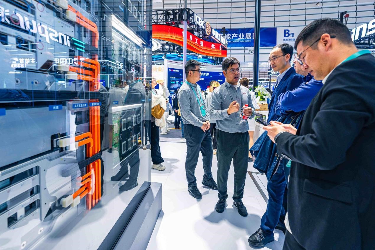 الصين تحتل الريادة العالمية من حيث حجم قدرات الحوسبة الذكية