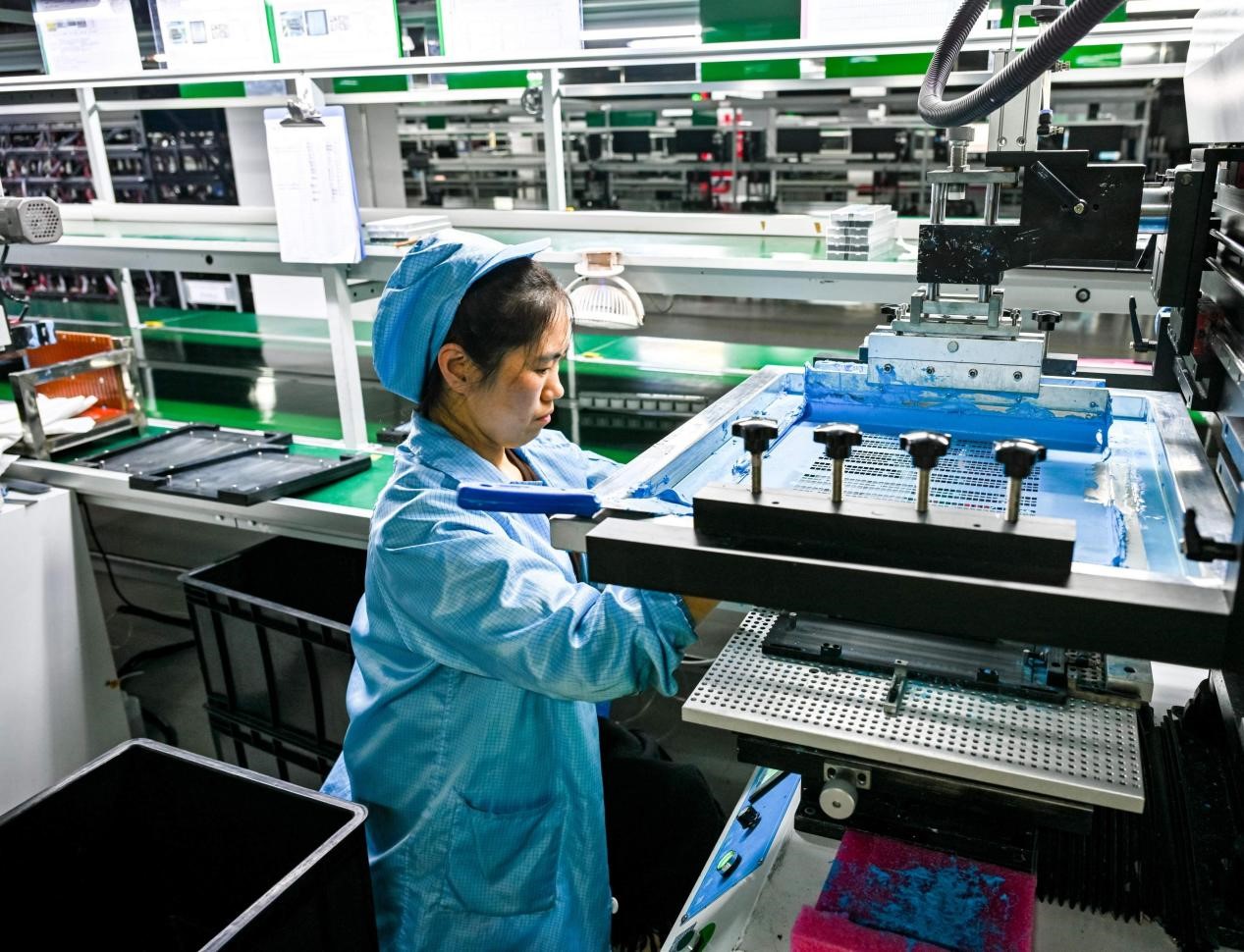 الصين تحتل الريادة العالمية من حيث حجم قدرات الحوسبة الذكية