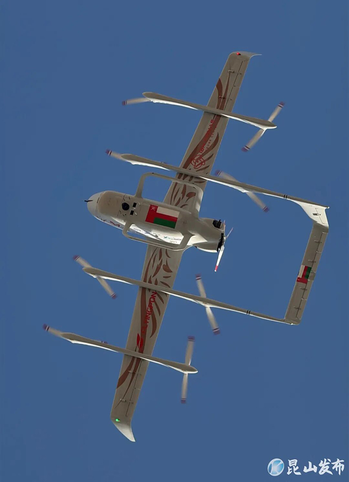 طائرة شحن بدون طيار صينية الصنع تجري أول رحلة لها في عمان