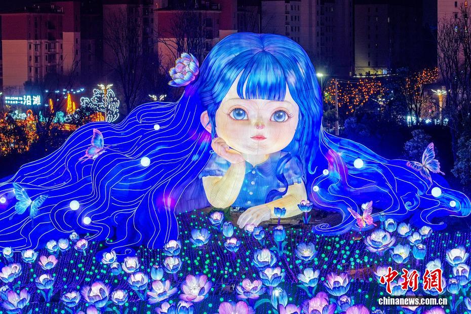 صور جوية تبرز مهرجان زيغونغ الدولي الثاني والثلاثين للفوانيس الملونة