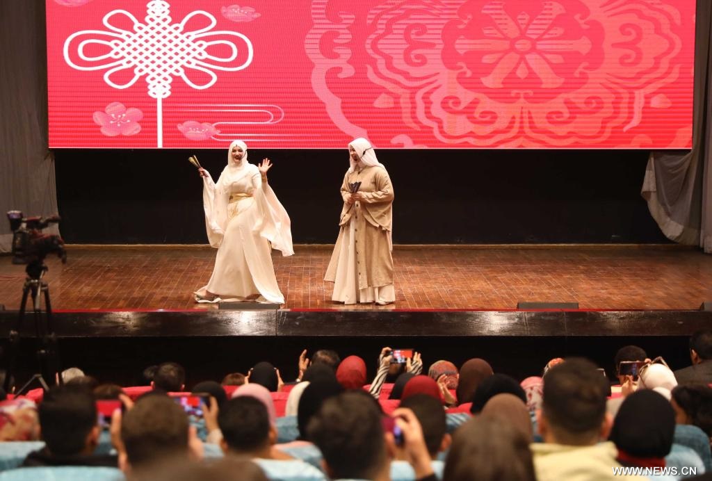 مقالة خاصة: طلاب مصريون ومعلمون صينيون يحتفلون بـ