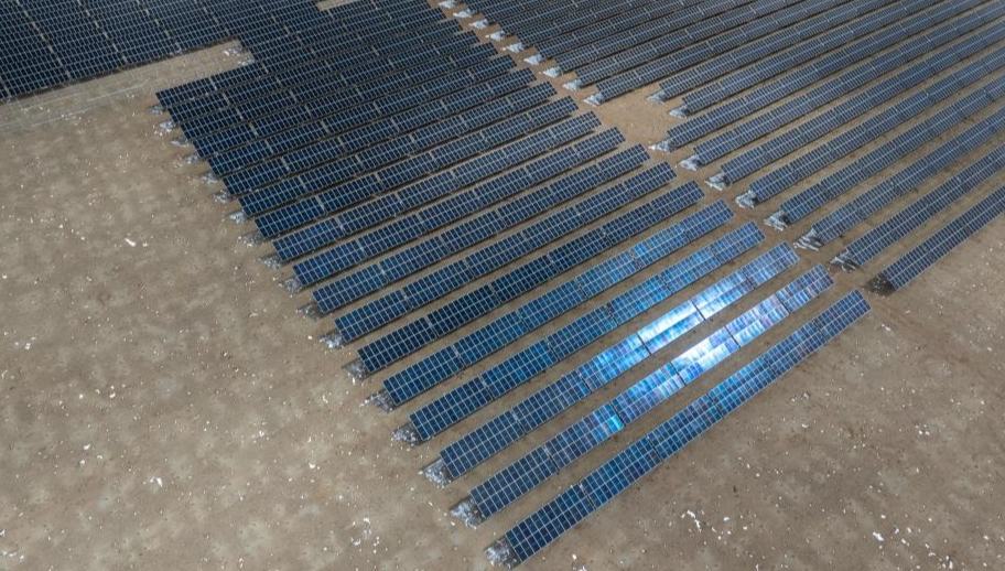 تدشين مشروع الطاقة الشمسية الحرارية على ارتفاع 4550 مترا في منطقة شيتسانغ بجنوب غربي الصين                    أعلنت المجموعة الصينية العامة للطاقة النووية يوم الاثنين الماضي تدشين مشروع الطاقة الشمسية الحرارية بسعة المولدات 50 ميغاواط على ارتفاع 4550 مترا فوق سطح البحر في منطقة شيتسانغ ذاتية الحكم جنوب غربي الصين.