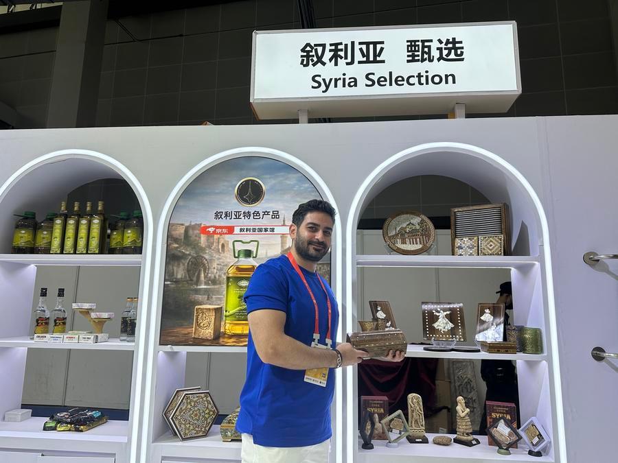 إقبال عربي على معرض الصين الدولي للمنتجات الاستهلاكية في هاينان يعزز حضور المنتجات العربية في سوق الاستهلاك الراقي الصينية