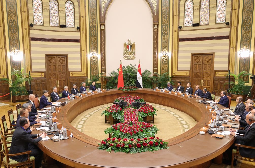 شي يدعو إلى تعميق التعاون بين الصين ومصر ويقدم مقترحا بشأن الشرق الأوسط
